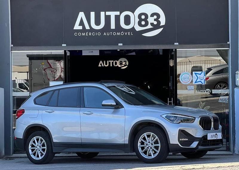 Cinzento Usado 2019 BMW X1 SUV | € 21.990 (Preço justo) - Imagem 1/1