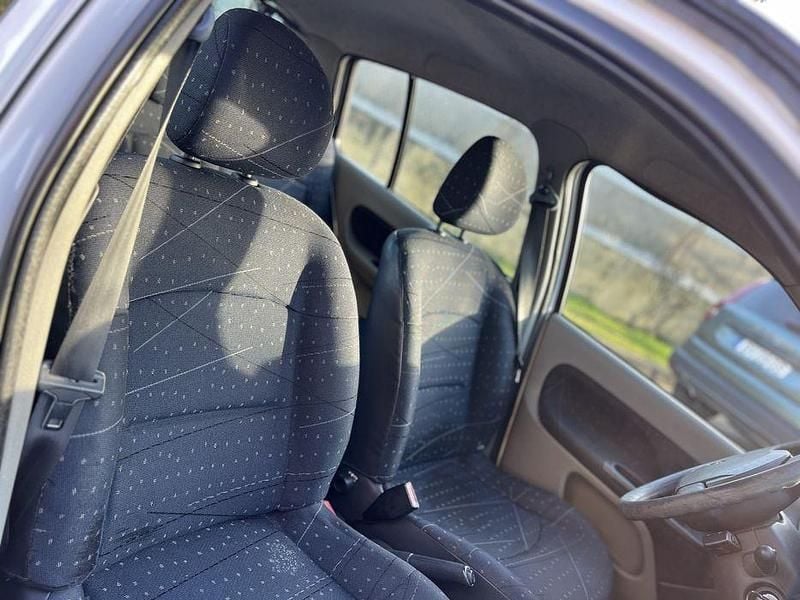 Usado Renault Clio II 2002 Sedan