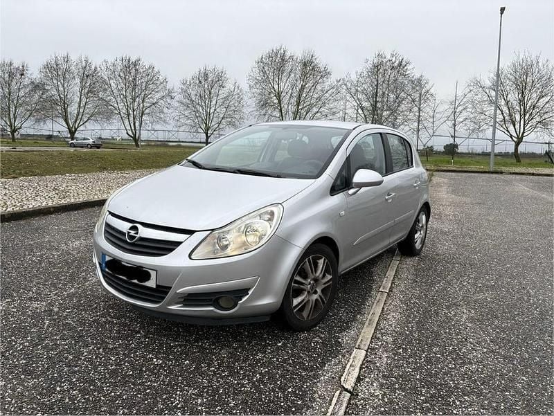 Usado Opel Corsa 90 HP (66 kW) 2007 Sedan