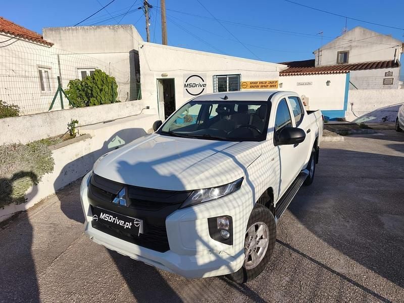 Branco Usado 2021 Mitsubishi L200 Edition Pickup | € 31.500 (Preço justo) - Imagem 1/4
