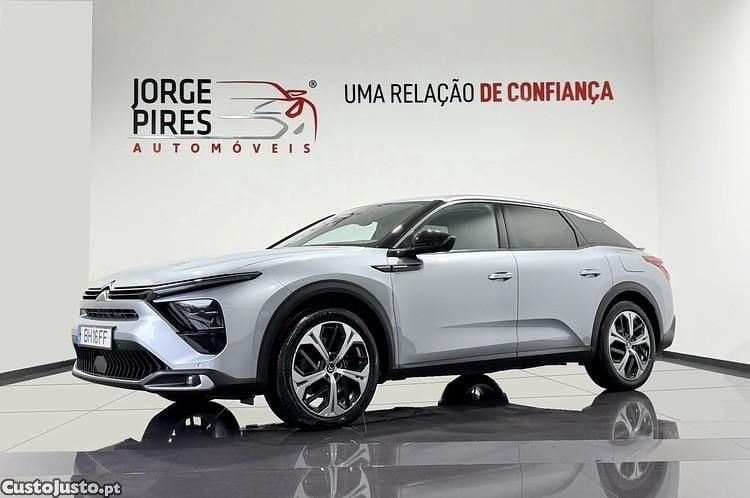 Usado Citroën C5 X Shine 225 HP (165 kW) 2024 Cinza Carrinha