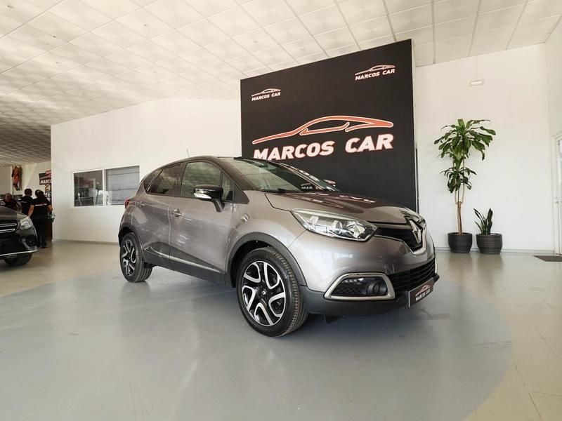 Cinza Usado 2016 Renault Captur SUV | € 14.400 (Preço elevado) - Imagem 1/4