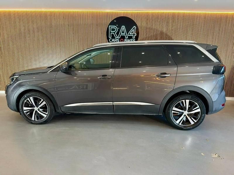 Usado Peugeot 5008 Active 130 HP (95 kW) 2020 Cinza SUV