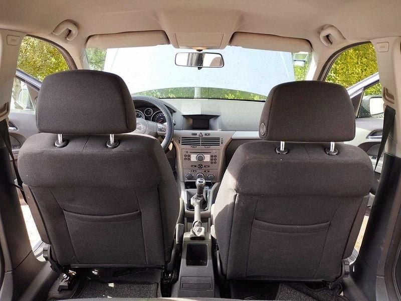 Usado 2006 Opel Astra Sedan | € 4.100 (Preço elevado) - Imagem 1/4