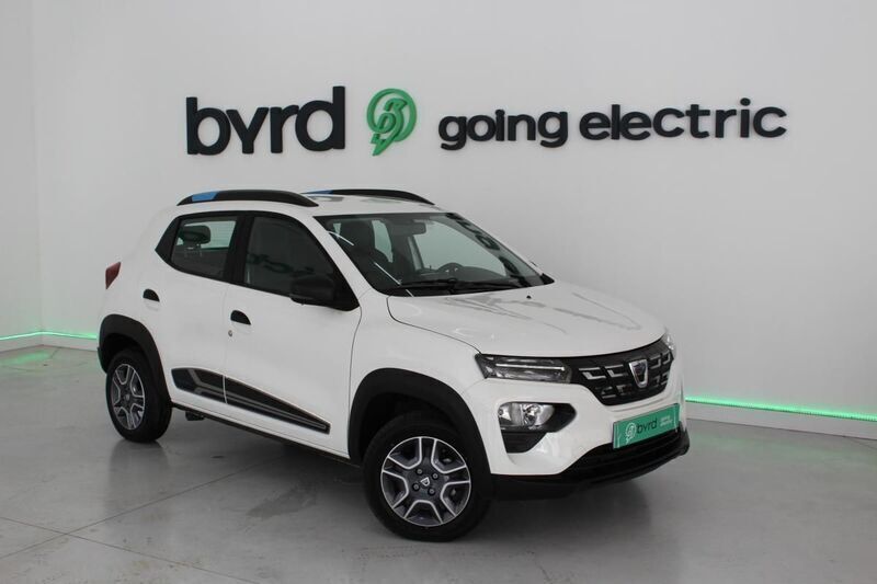 Branco Usado 2021 Dacia Spring Comfort Citadino | € 11.900 (Preço justo) - Imagem 1/4