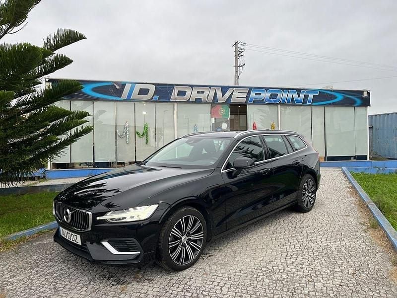 Preto Usado 2021 Volvo V60 Inscription Carrinha | € 24.900 (Bom preço) - Imagem 1/4