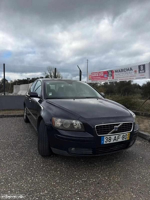 Preto Usado 2005 Volvo S40 Sedan | € 3.750 (Preço justo) - Imagem 1/3