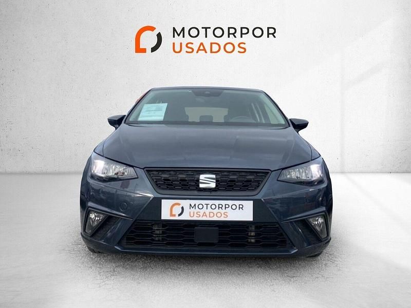 Usado Seat Ibiza Style 95 HP (69 kW) 2024 Cinza Citadino