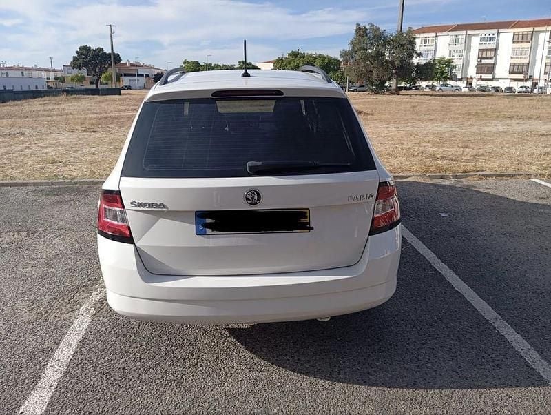 Usado 2017 Skoda Fabia Citadino | € 12.000 - Imagem 1/4