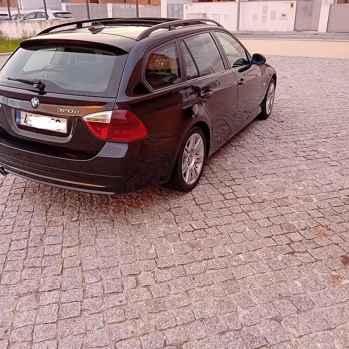Usado 2008 BMW 320 Sport Line Sedan | € 8.750 (Bom preço) - Imagem 1/4