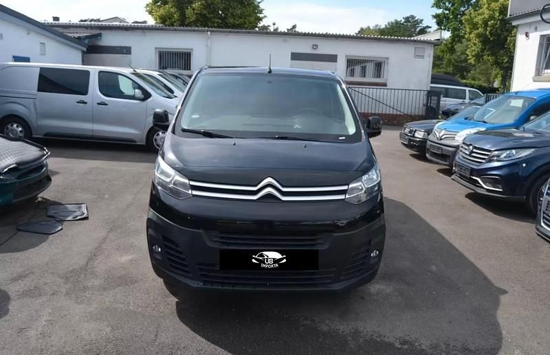 Preto Usado 2015 Citroën Jumpy Monovolume | € 9.000 - Imagem 1/4