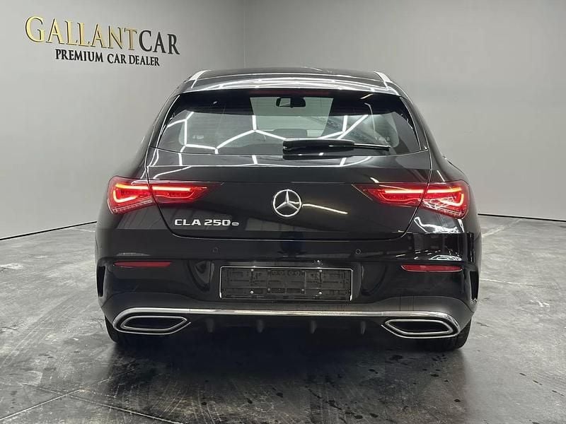 Usado Mercedes CLA250e Shooting Brake AMG line 218 HP (160 kW) 2021 Preto Carrinha