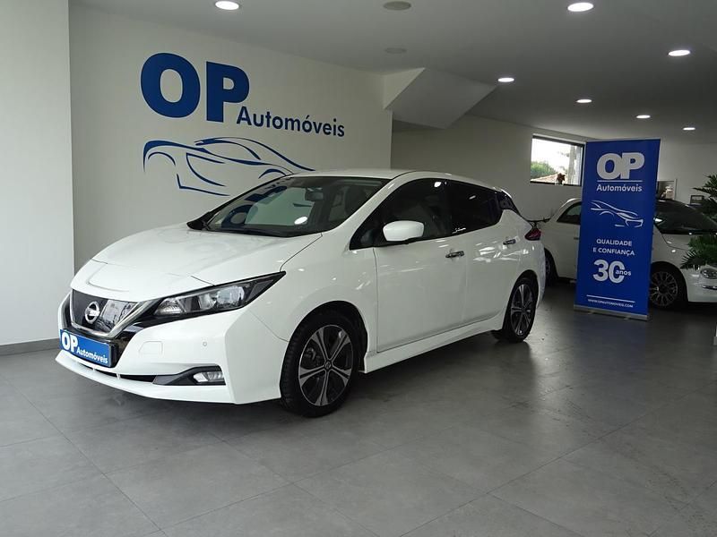 Branco Usado 2021 Nissan Leaf Citadino | € 16.950 (Preço justo) - Imagem 1/4