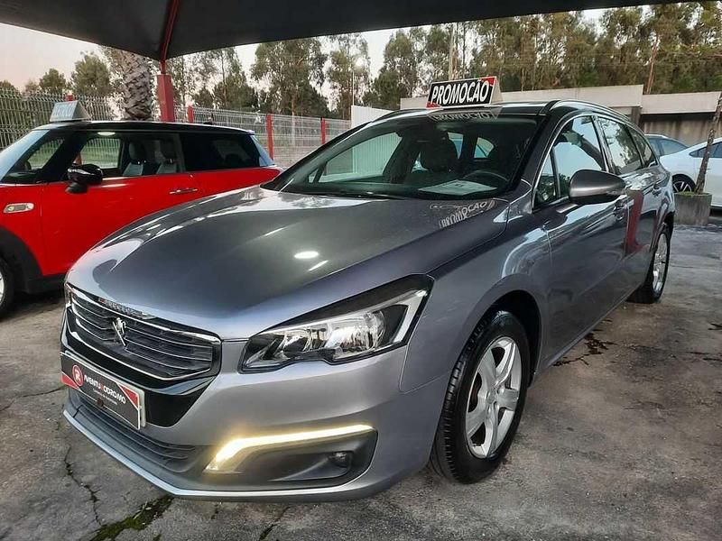 Cinzento Usado 2017 Peugeot 508 Carrinha | € 12.950 (Preço justo) - Imagem 1/4