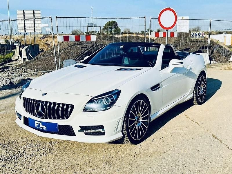 Branco Usado 2012 Mercedes SLK250 AMG Cabrios | € 25.900 - Imagem 1/4