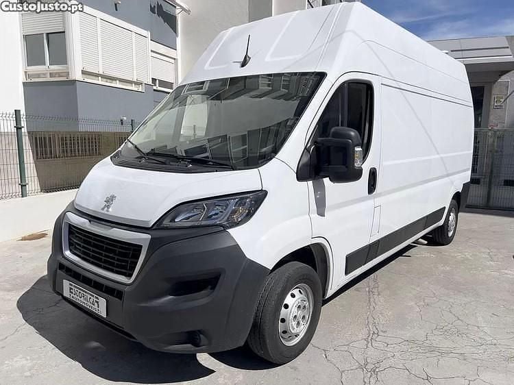 Branco Usado 2022 Peugeot Boxer Van | € 18.900 (Bom preço) - Imagem 1/1