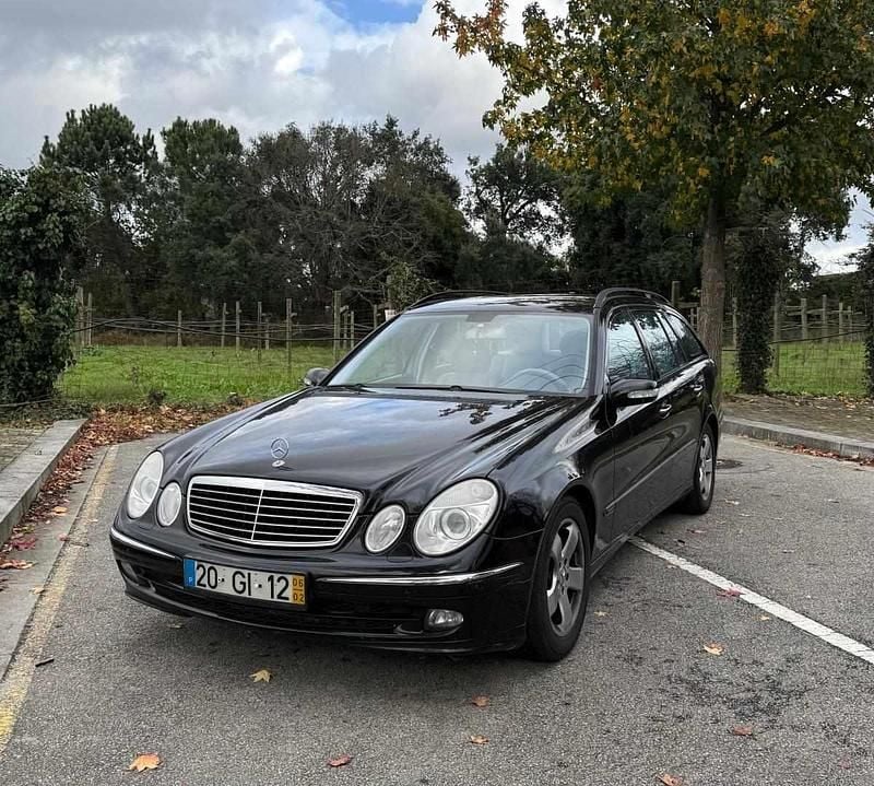 Preto Usado 2006 Mercedes E220 Carrinha | € 9.500 (Preço justo) - Imagem 1/4