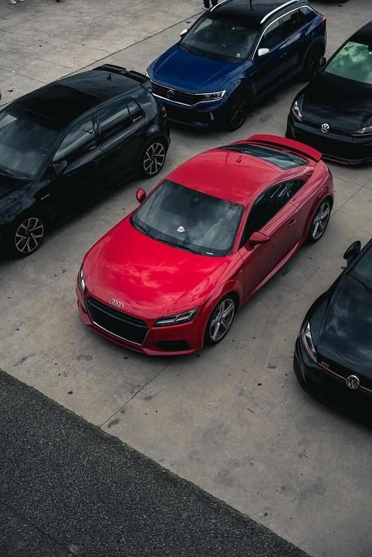 Usado Audi TT Premium 230 HP (169 kW) 2015 Vermelho Coupé