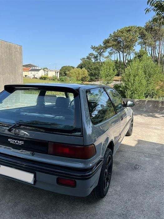 Usado Honda Civic 90 HP (66 kW) 1990
