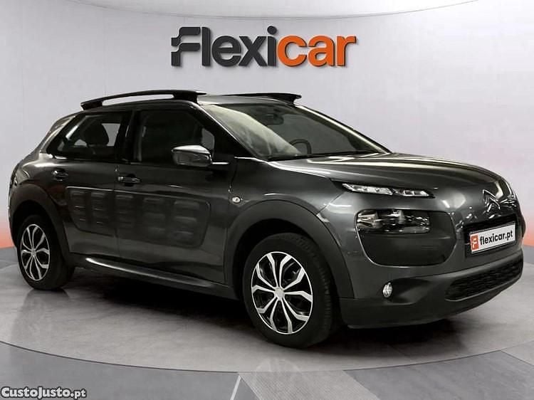 Cinza Usado 2015 Citroën C4 SUV | € 7.990 (Super Preço) - Imagem 1/1