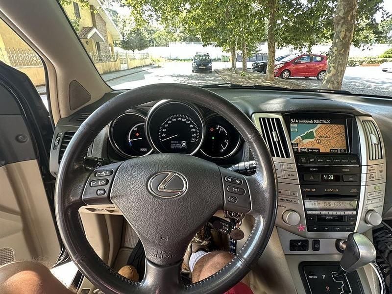 Usado Lexus RX400h 315 HP (231 kW) 2007 SUV