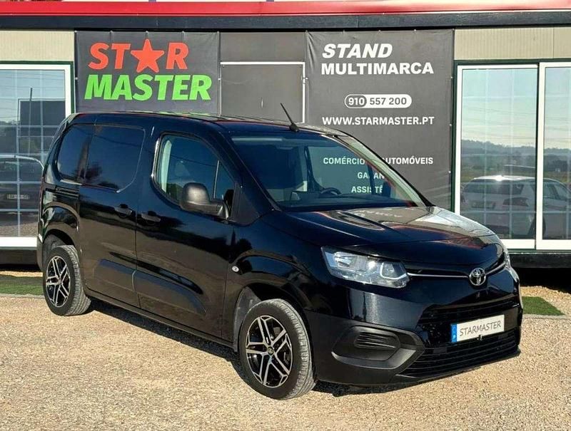 Branco Usado 2023 Toyota Proace Van | € 15.750 (Super Preço) - Imagem 1/4