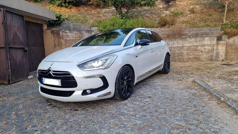 Usado 2013 Citroën DS5 Citadino | € 12.900 (Preço elevado) - Imagem 1/4