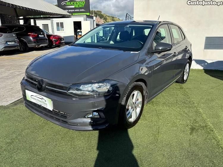 Usado VW Polo 95 HP (69 kW) 2018 Cinza Citadino