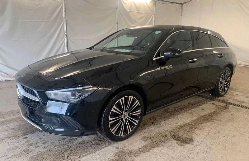 Usado 2021 Mercedes CLA250e Shooting Brake Progressive Carrinha | € 29.500 (Preço justo) - Imagem 1/4