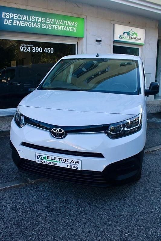 Branco Usado 2021 Toyota Proace Monovolume | € 20.800 (Super Preço) - Imagem 1/4