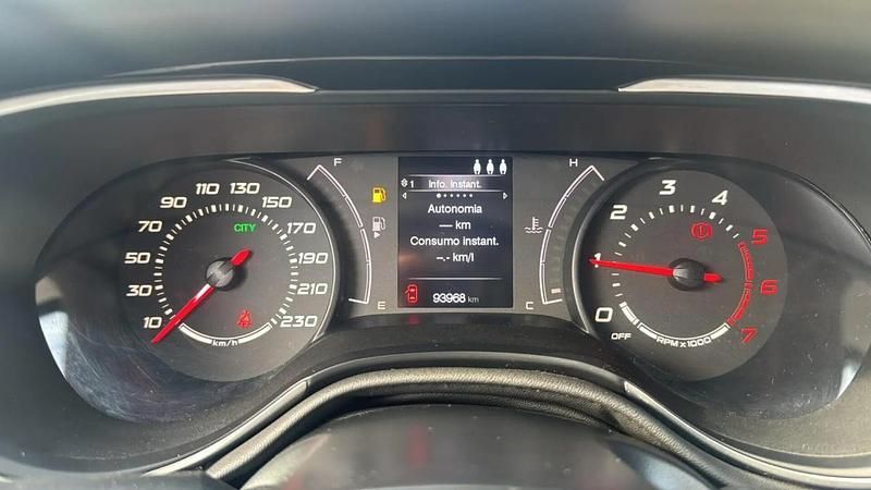 Usado Fiat Tipo Wagon 95 HP (69 kW) 2019 Preto Carrinha