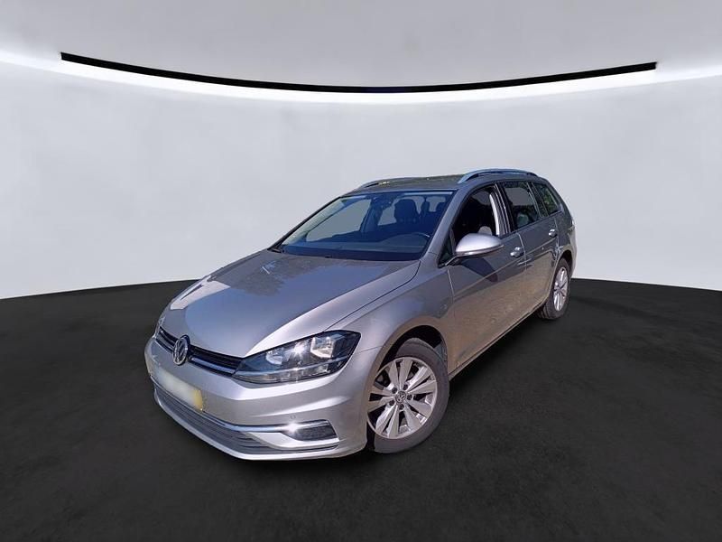 Cinzento Usado 2019 VW Golf VII Carrinha | € 12.480 (Preço justo) - Imagem 1/4