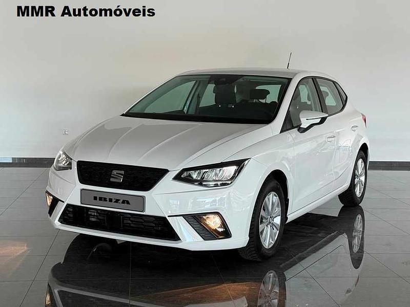 Usado Seat Ibiza Style 80 HP (58 kW) 2021 Branco