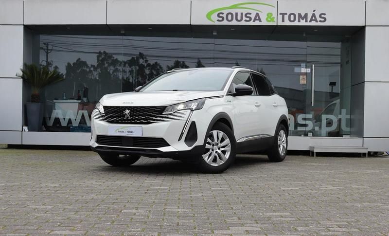 Usado Peugeot 3008 130 HP (95 kW) 2022 Branco SUV