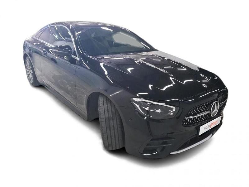 Preto Usado 2021 Mercedes E220 AMG line Coupé | € 38.990 (Bom preço) - Imagem 1/4