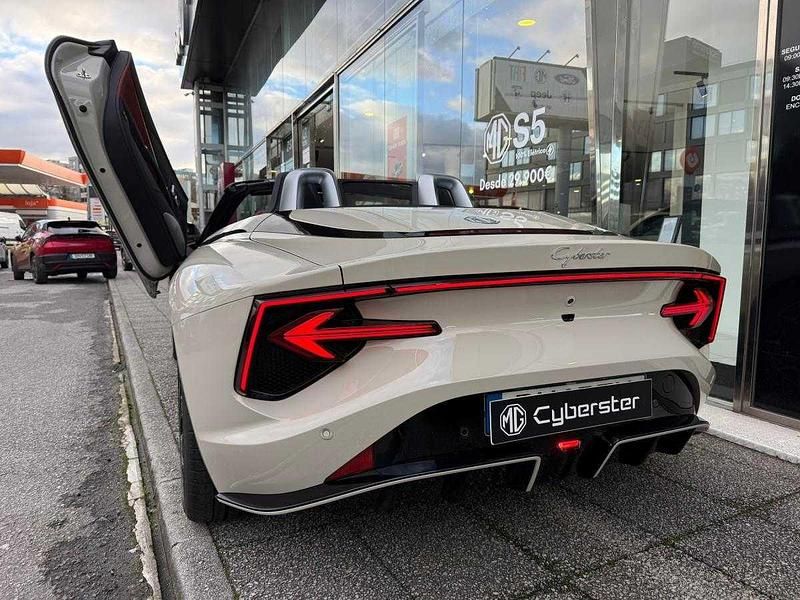 Novo MG Cyberster 375 kW (510 HP) 2025 Outra Cabrios