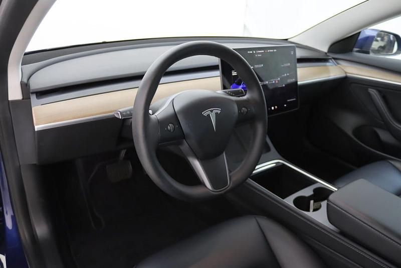 Usado Tesla Model 3 208 kW (283 HP) 2023 Azul Sedan