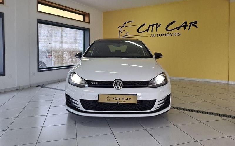 Usado 2015 VW Golf VII GTD Sedan | € 18.790 (Preço justo) - Imagem 1/4