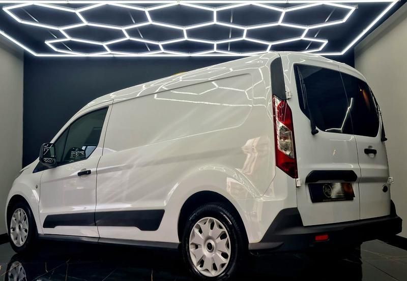 Usado Ford Transit Connect 115 HP (84 kW) 2015 Branco Monovolume