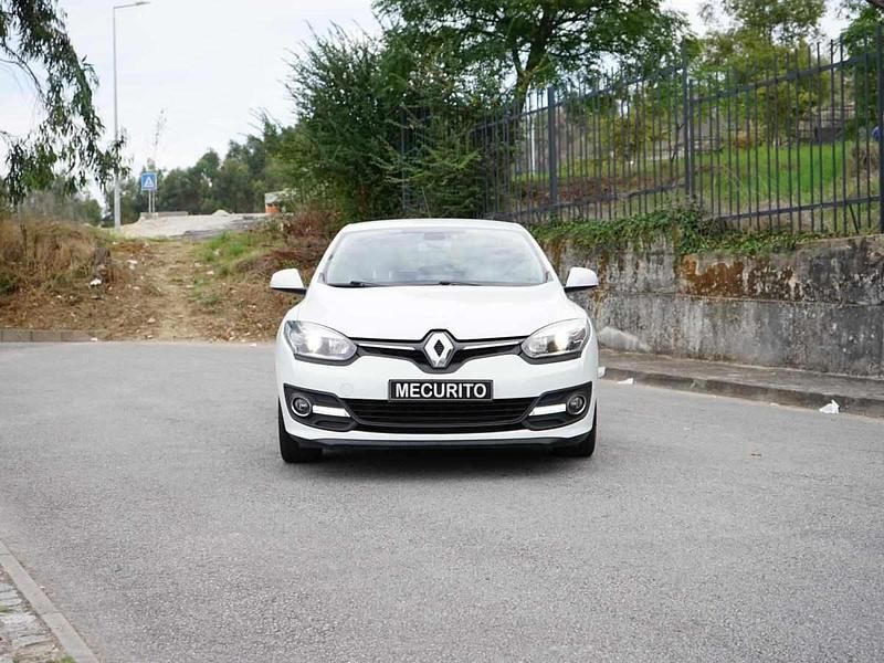 Usado Renault Mégane III 115 HP (84 kW) 2014 Branco Coupé