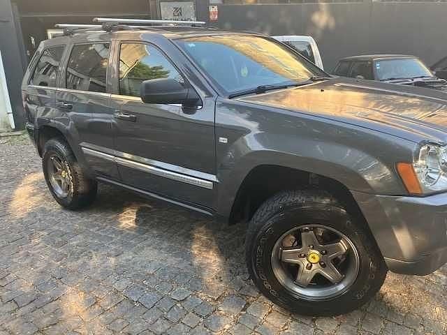 Usado Jeep Grand Cherokee 220 HP (161 kW) 2006 SUV