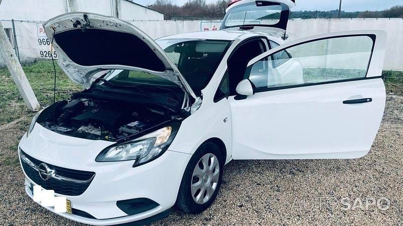 Usado Opel Corsa Cosmo 95 HP (69 kW) 2018 Branco