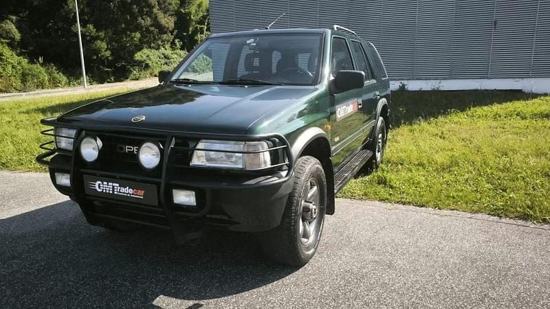 Usado Opel Frontera 115 HP (84 kW) 1998 Verde SUV