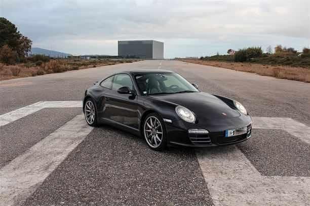 Preto Usado 2009 Porsche 911 Carrera 4S Coupé | € 105.000 - Imagem 1/2