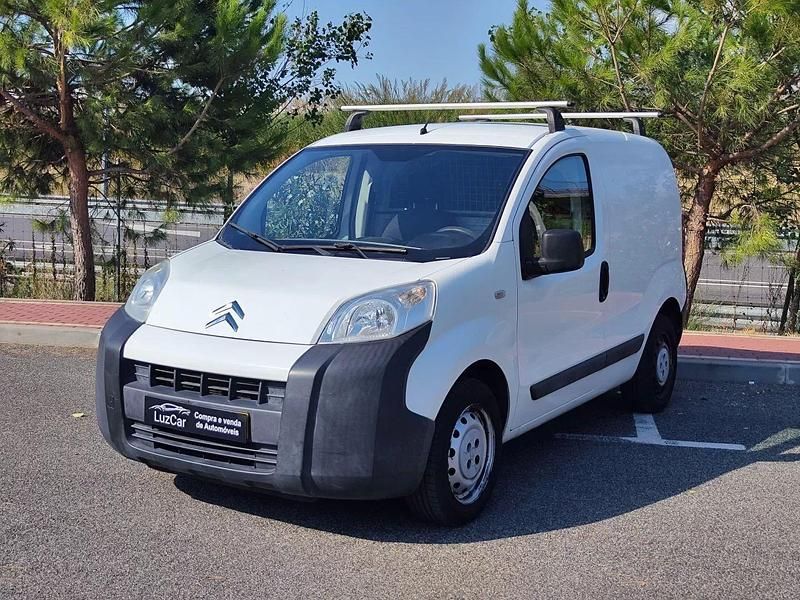 Branco Usado 2015 Citroën Nemo Monovolume | € 7.480 - Imagem 1/4