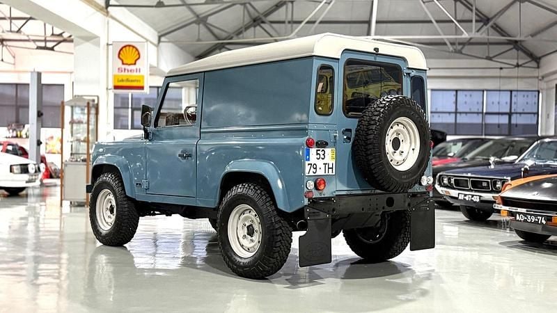 Usado Land Rover Defender 122 HP (89 kW) 2002 Azul SUV