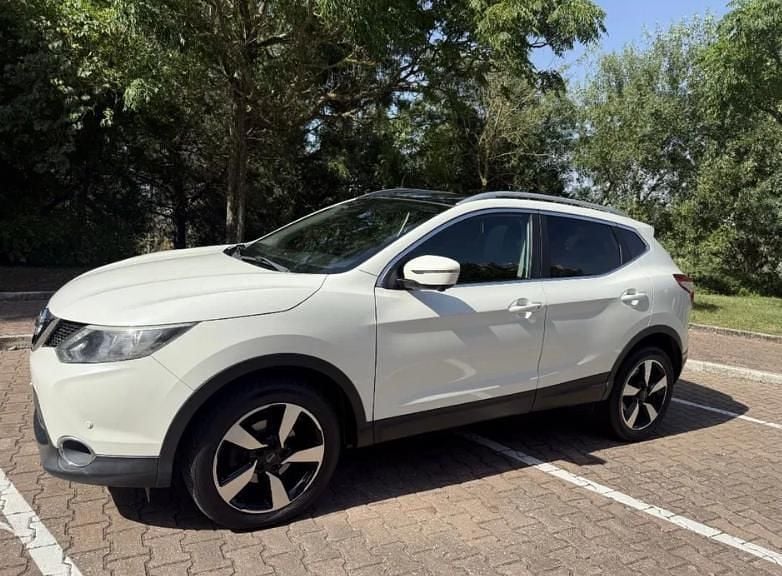 Branco Usado 2017 Nissan Qashqai SUV | € 16.000 (Bom preço) - Imagem 1/4