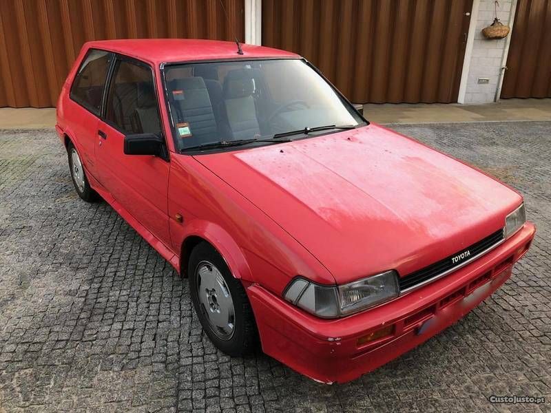Toyota corolla ae82