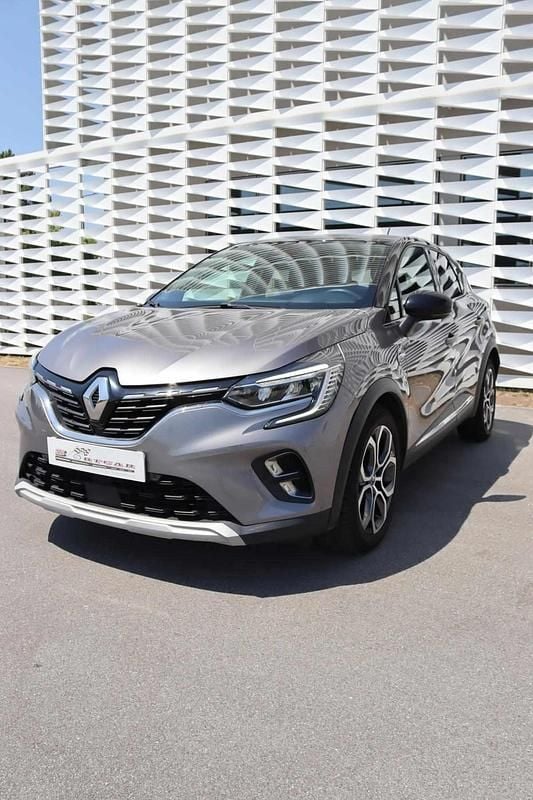 Cinzento Usado 2020 Renault Captur Techno SUV | € 19.900 (Preço justo) - Imagem 1/4