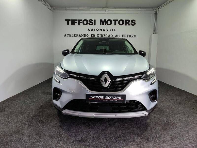 Usado Renault Captur Intens 160 HP (117 kW) 2022 Cinza SUV